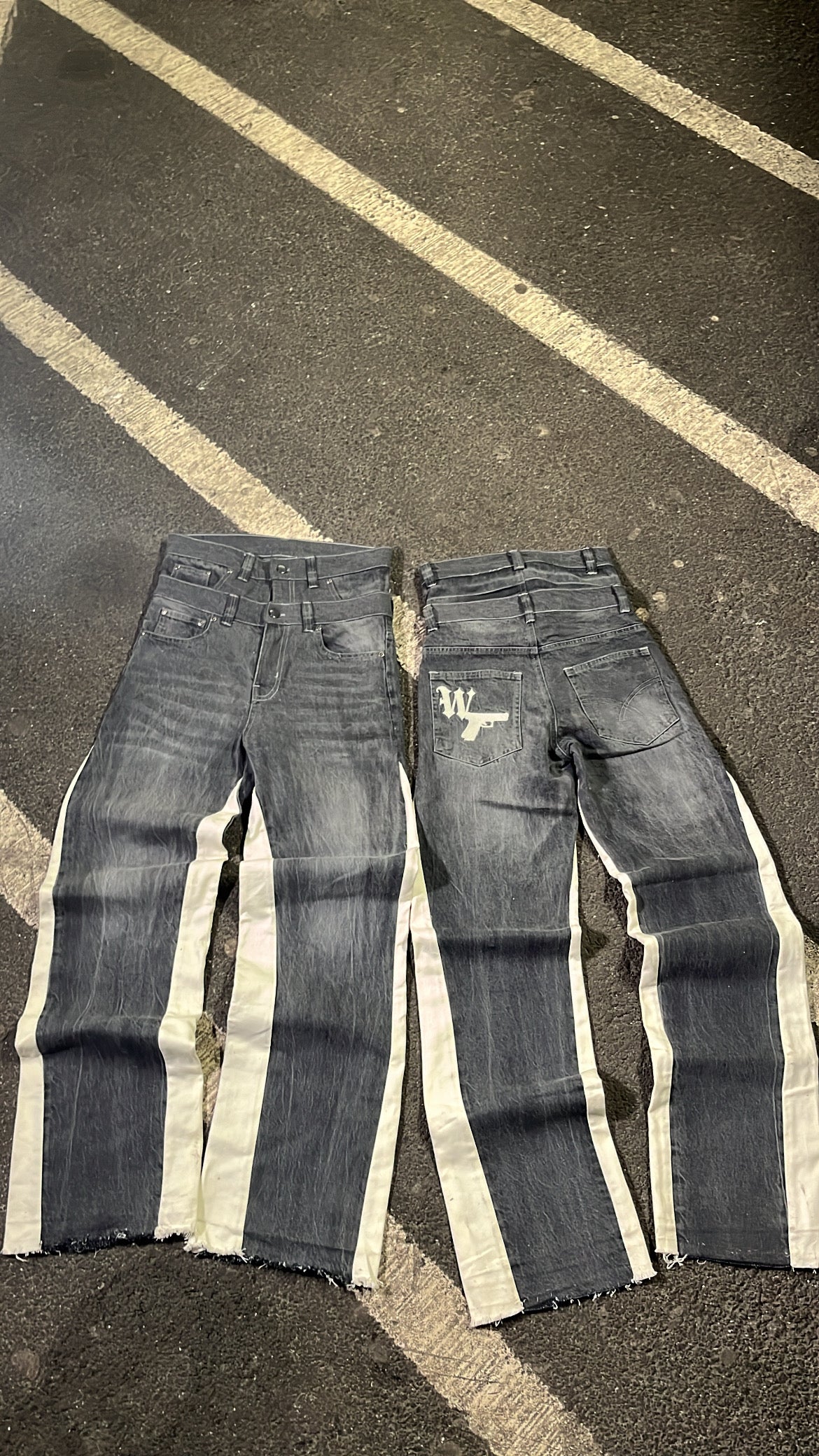 DOUBLE WAISTED FLARED JEANS