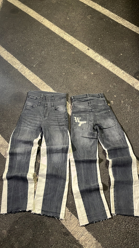 DOUBLE WAISTED FLARED JEANS